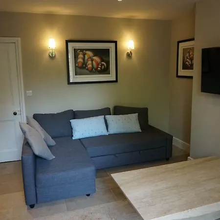 Luxury Courtyard In Central * York